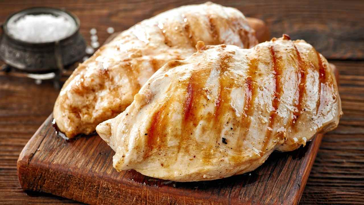 Chicken Nutritional Facts & Health Benefits